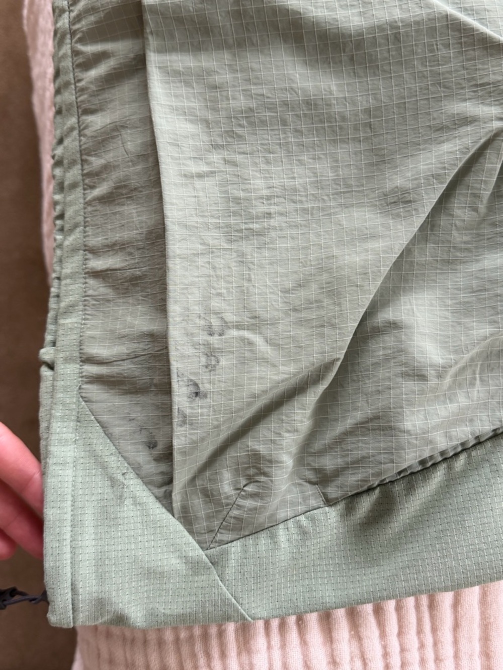 lululemon athletica Lightweight Hooded Shirt Jacket in Sage Green - Picture 5 of 5